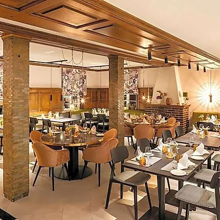Wunnerswat Hotel 4*