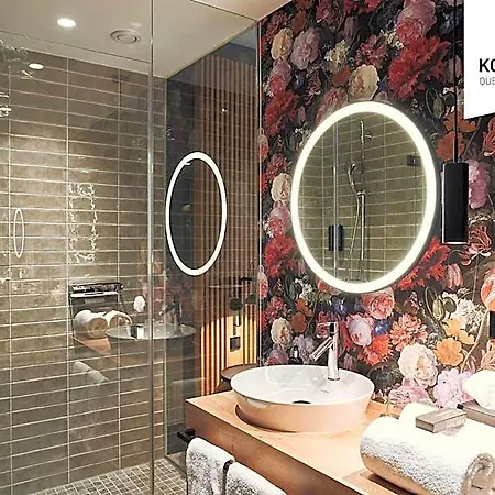 Wunnerswat Hotel 4*