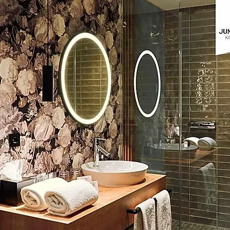 Wunnerswat Hotel 4*